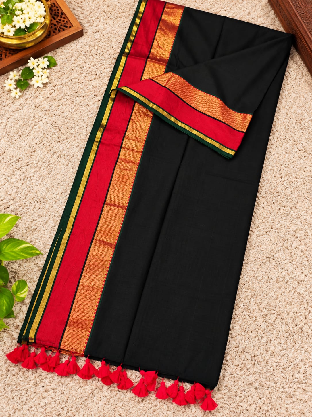 Mull cotton kanchi border saree